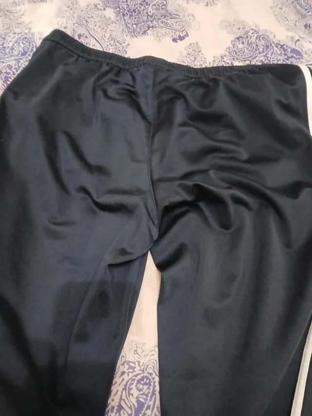 Chaqueta y pantalón deportiva Adidas azul y blanc