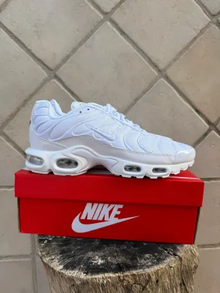 Nike TN Talla 45 Blancas