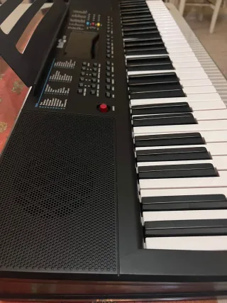 Teclado Eléctrico RockJam 61 Teclas