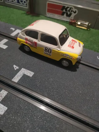 Scalextric Seat 600 Leche Pascual