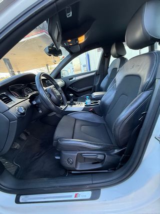 Audi A4 S-line 2.0 150cv