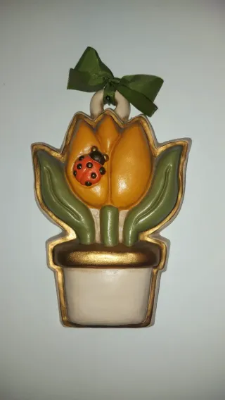 Formella Thun Tulipano con Coccinella