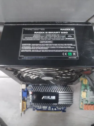 Placa base Acer. Fuente alimentación. Disco ect...