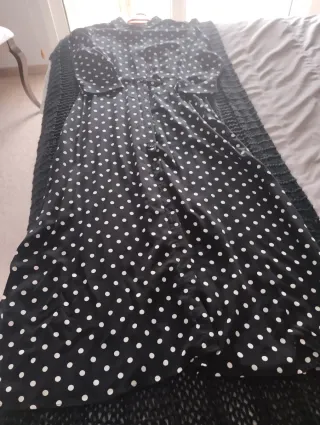 Vestido largo de lunares