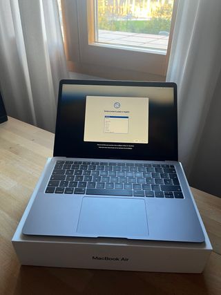 MacBook Air 13” 2019 Plata