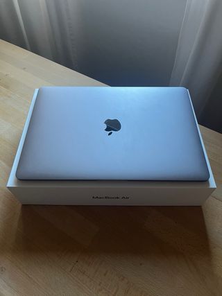 MacBook Air 13” 2019 Plata