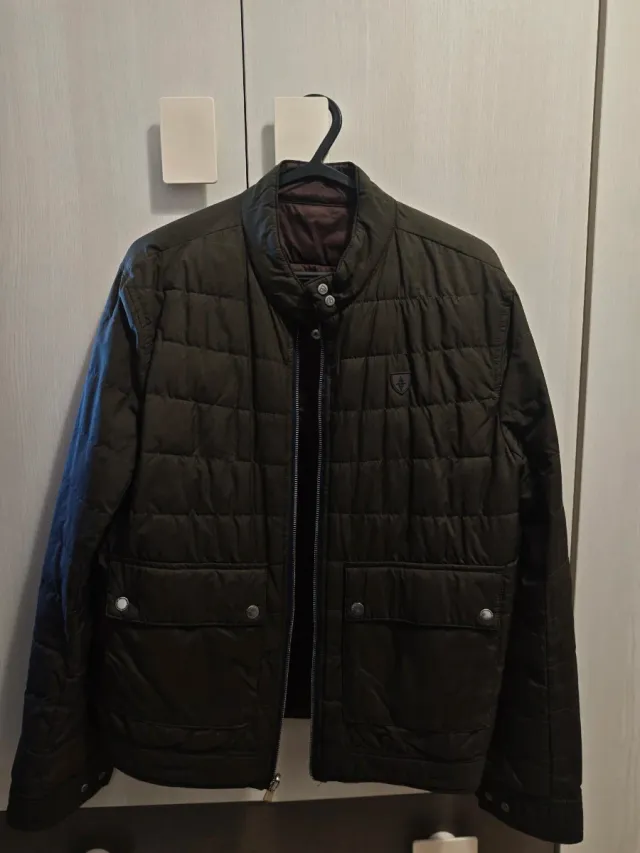 Chaqueta Alvaro Moreno Verde Oliva REVERSIBLE