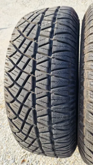 Neumáticos 255/65/16