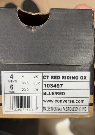 Zapatillas converse Caperucita Roja T36,5