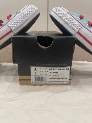 Zapatillas converse Caperucita Roja T36,5