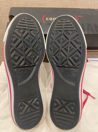 Zapatillas converse Caperucita Roja T36,5