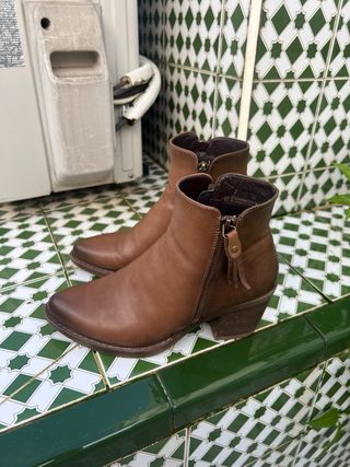 Botines marrones de cuero
