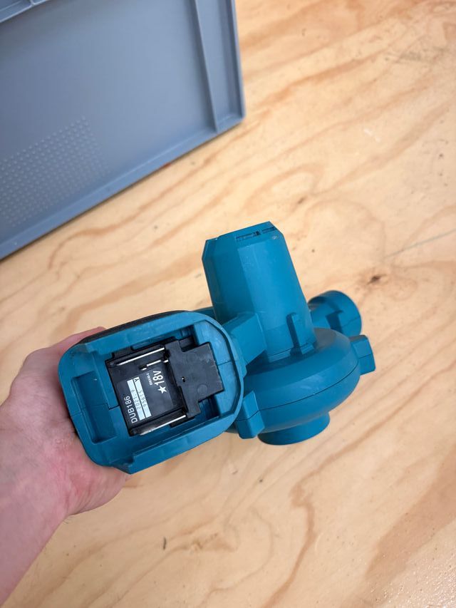 Soplador Makita DUB186Z