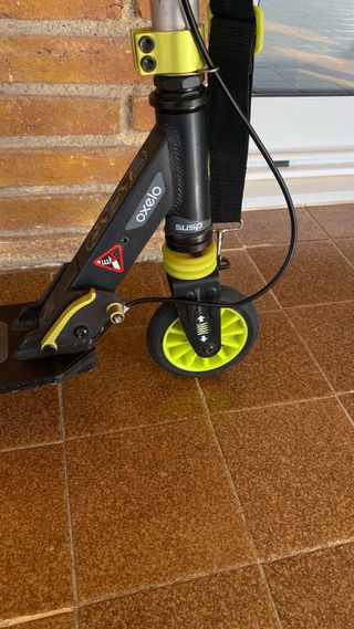 Patinete Oxelo Negro y Amarillo