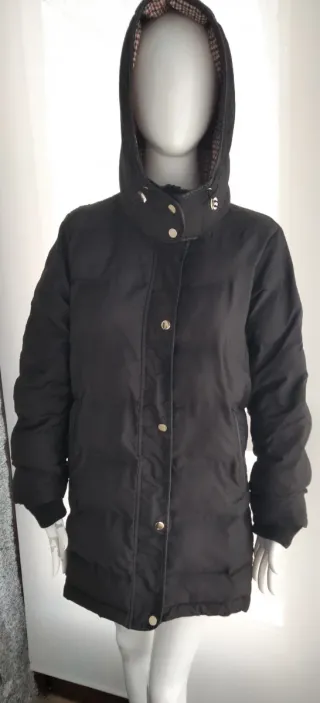 Anorak mujer con capucha Zara