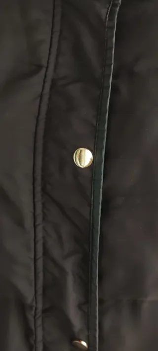 Anorak mujer con capucha Zara