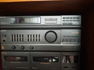 Equipo de música Sony LBT-V302+ Mueble+2 Bafles
