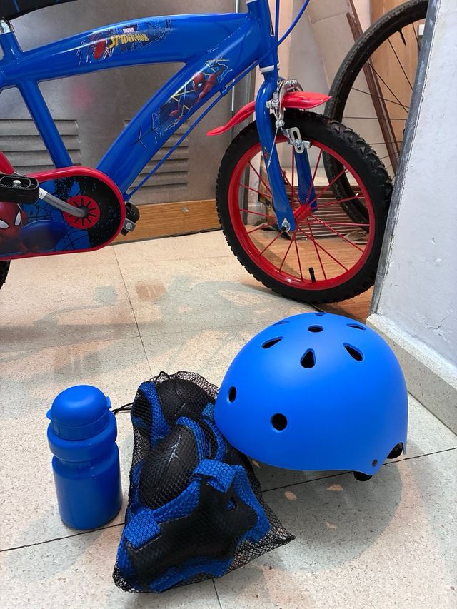 Bicicleta Spiderman 16 4-6 años