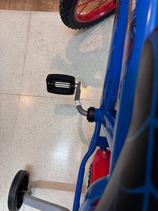 Bicicleta Spiderman 16 4-6 años