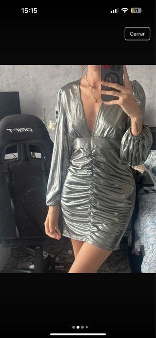 Vestido fiesta plateado manga larga nuevo sin uso
