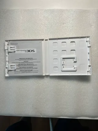 Custodia Vuota Luigi's Mansion 2 3DS