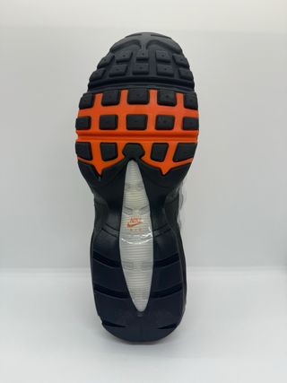 Nike Air Max 95 Wolf Grey Safety Orange T. 38,5.