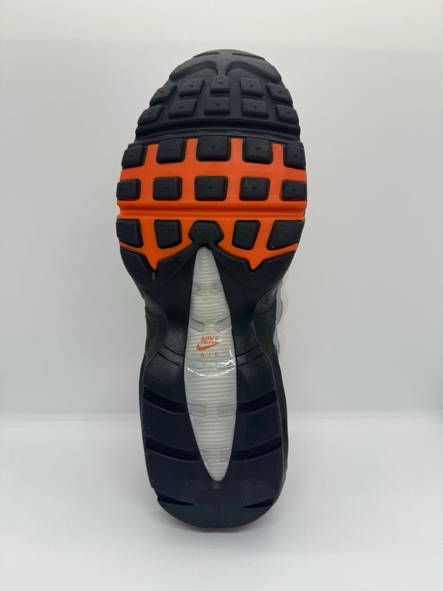 Nike Air Max 95 Wolf Grey Safety Orange T. 38,5.