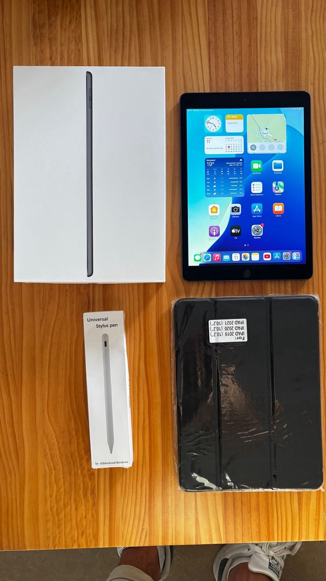 iPad 8ª Geração 10,2 Silver + Caneta Stylus + capa