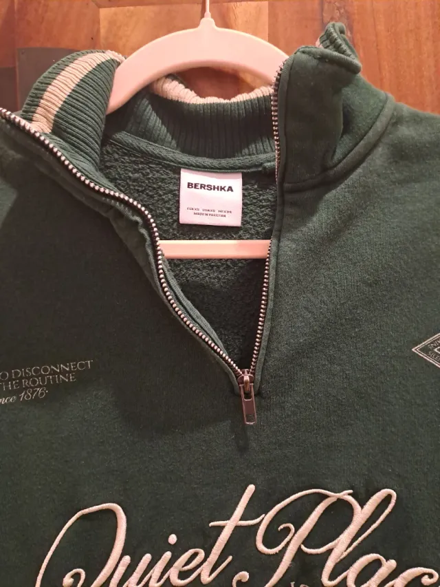 Sudadera verde Bershka media cremallera