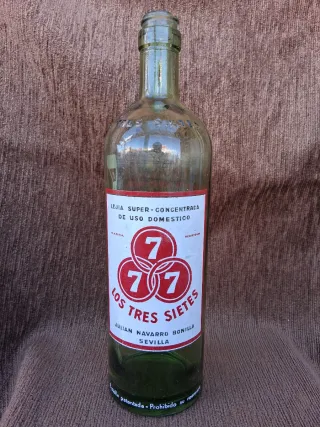 Mistole Tres Sietes Bottiglie Antiche