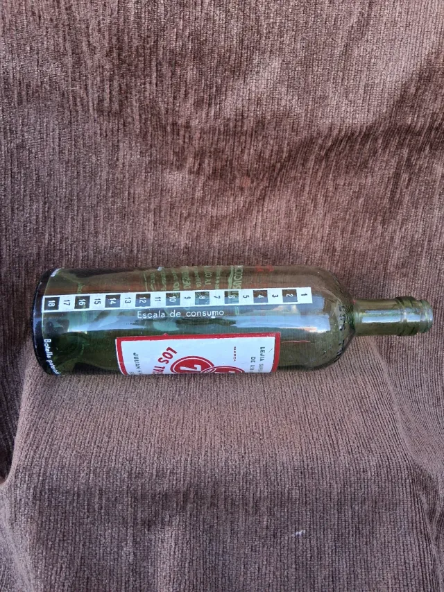 Mistole Tres Sietes Bottiglie Antiche