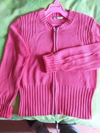 Chaqueta de punto rosa con cremallera