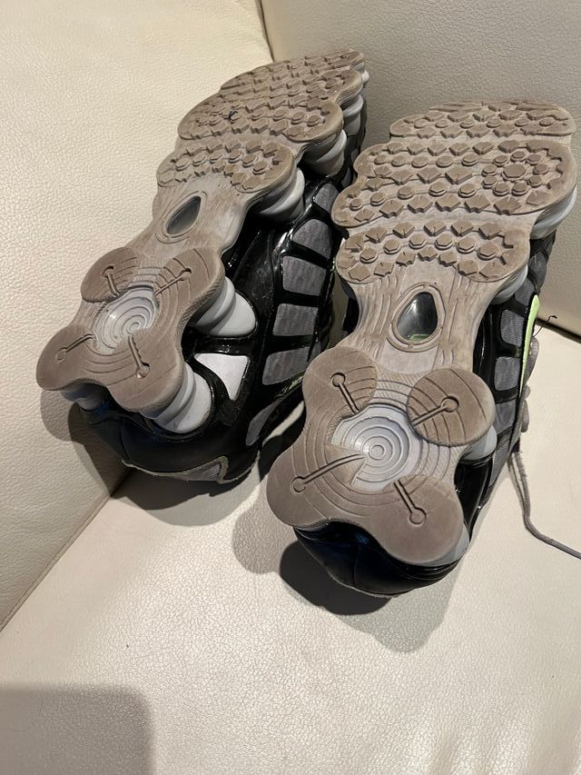 Nike Shox TL Modelo 2024 Gris/Verde