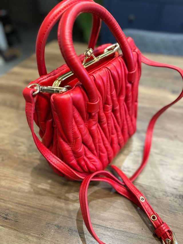 Bolso bandolera de cuero cordero