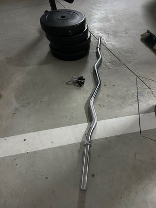 Barra Z, pesas y banco