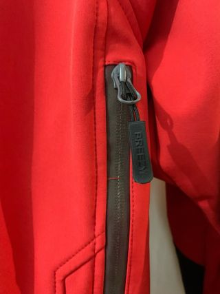 Cortavientos BREEZY Rojo y Negro