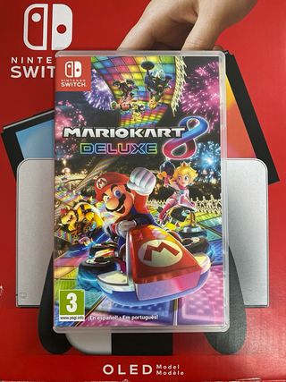 Nintendo Switch OLED + Mario Kart 8