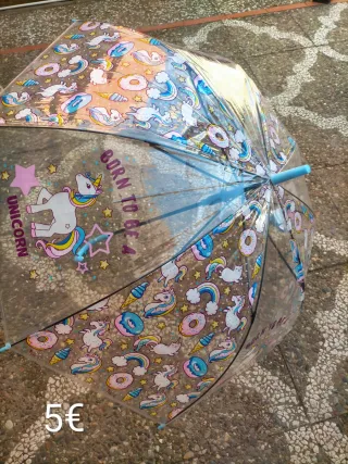 Paraguas transparente con unicornios