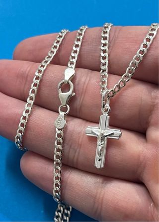 Elegante Cadena Barbada Cristo Biselado Plata 925