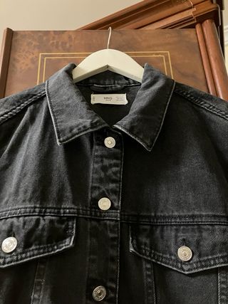 Chaqueta vaquera oversize Mango