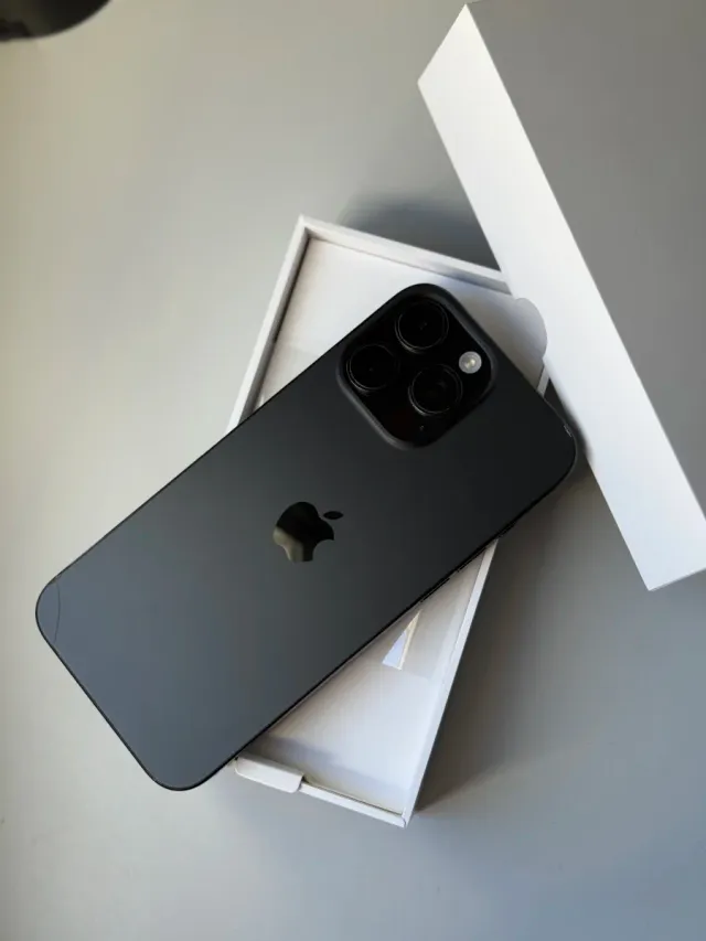 iPhone 16 Pro Max 1Tb