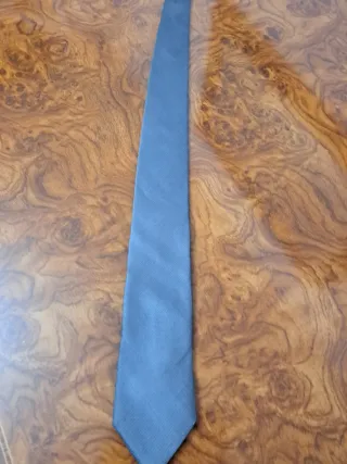 Corbata HUGO BOSS gris