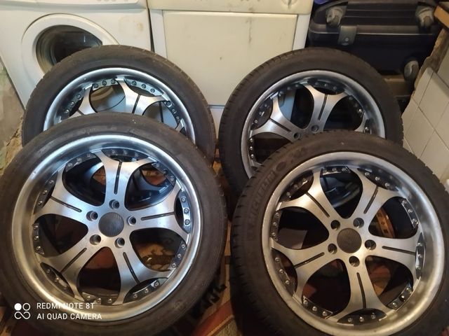 Llantas de aleación con neumáticos