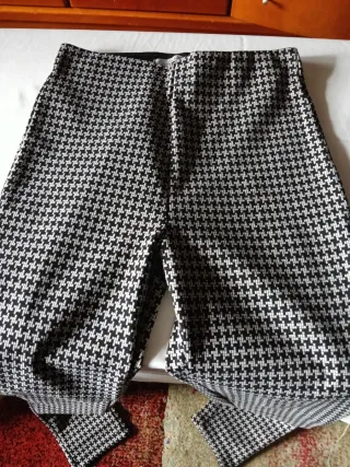 Pantalón mallas estampado pata de gallo