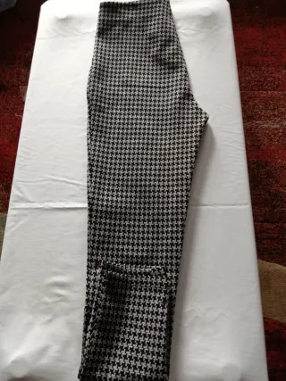 Pantalón mallas estampado pata de gallo