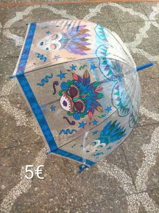 Paraguas transparente con diseño de carnaval