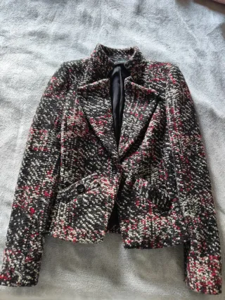 Americana Zara Mujer Talla XS Negra y Roja