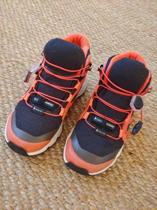 Adidas terrex niño goretex talla 28