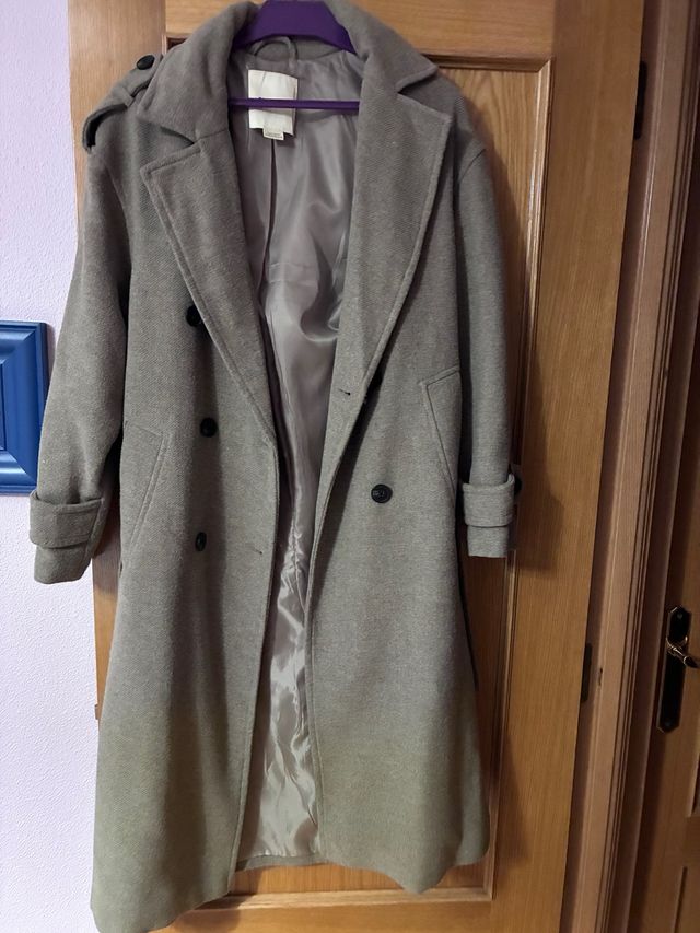 Abrigo largo mujer Pull&Bear beige