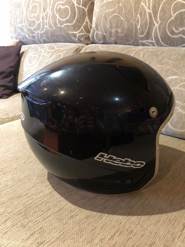 Casco de moto HEBO